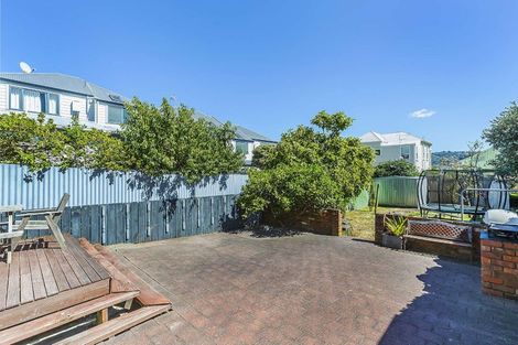 Photo of property in 92 Austin Street, Mount Victoria, Wellington, 6011
