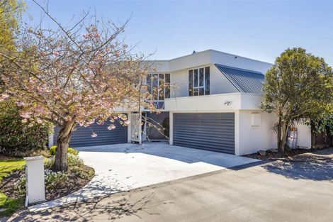 Photo of property in 3 Jamell Place, Avonhead, Christchurch, 8042