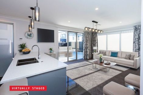 Photo of property in 1 Mawai Hakona Drive, Wallaceville, Upper Hutt, 5018