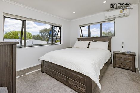 Photo of property in 10a Gainsborough Street, Manurewa, Auckland, 2102