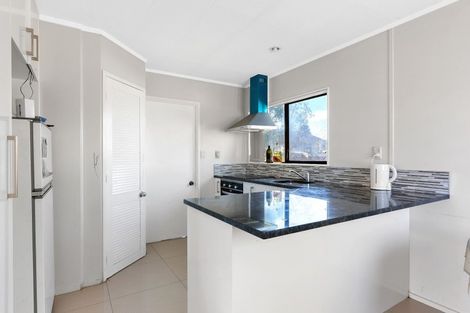 Photo of property in 1 Kita Road, Manurewa, Auckland, 2102