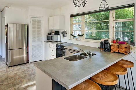 Photo of property in 37 Cluny Road, Plimmerton, Porirua, 5026