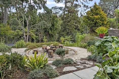 Photo of property in 85 Barrys Road, Glendene, Auckland, 0602