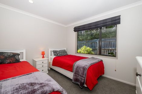 Photo of property in 26 Weka Place, Picton, 7220