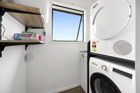 Photo of property in 26 Gilbass Avenue, Hamilton Lake, Hamilton, 3204