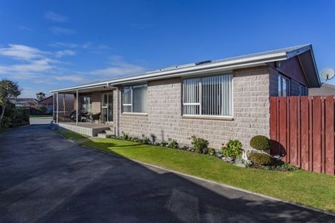 Photo of property in 7 Panckhurst Drive, Woodend, 7610