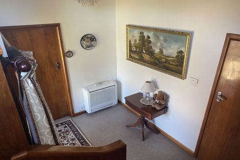 Photo of property in 16 Lisburn Avenue, Caversham, Dunedin, 9012