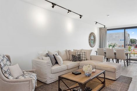 Photo of property in Latimer Terraces, 5/197 Hereford Street, Christchurch Central, Christchurch, 8011