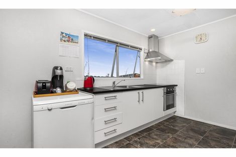 Photo of property in 34b Secretariat Place, Randwick Park, Auckland, 2105