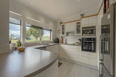 Photo of property in 50 Leslie Road, Tapapa, Putaruru, 3483