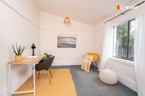 Photo of property in 65 Hargest Crescent, Saint Kilda, Dunedin, 9012