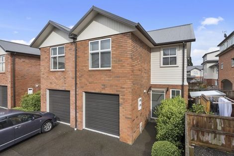 Photo of property in 2 Chiefs Court, Hamilton East, Hamilton, 3216