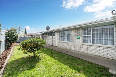 Photo of property in 1 Marsden Place, Awapuni, Palmerston North, 4412