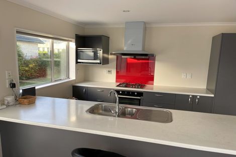 Photo of property in 4 Montego Place, Grenada Village, Wellington, 6037