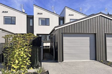 Photo of property in 25/1 Scott Road, Hobsonville, Auckland, 0616