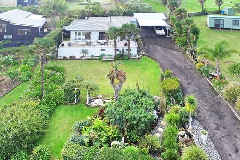 Photo of property in 64 Ronald Avenue, Glenbrook, Waiuku, 2681