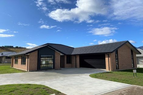 Photo of property in 29 Timsfield Drive, Lake Hawea, Wanaka, 9382