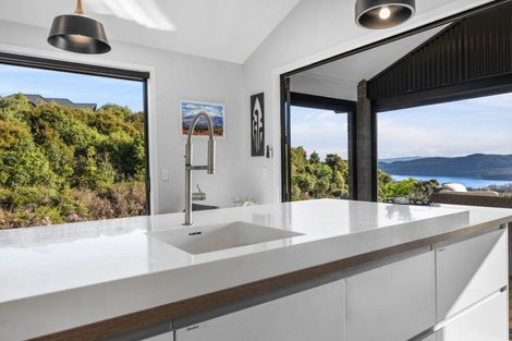 Photo of property in 13 Sparrowhawk Way, Kinloch, Taupo, 3377