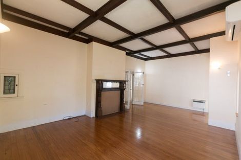 Photo of property in 17 Karetu Road, Greenlane, Auckland, 1051