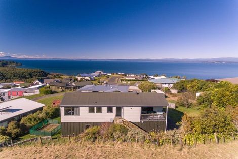 Photo of property in 31 Turangitukua Terrace, Kuratau, Turangi, 3381