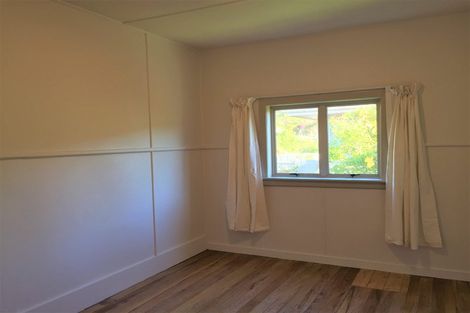 Photo of property in 25 Lincoln Street, Picton, 7220