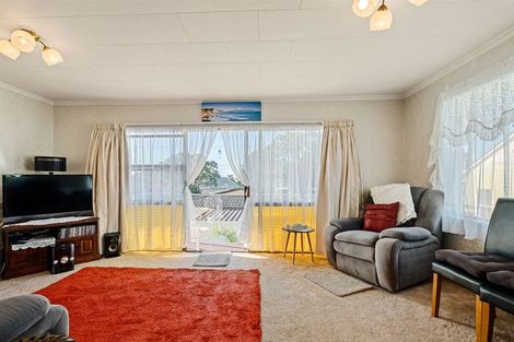 Photo of property in 1/6 Princess Street, Waitara, 4320