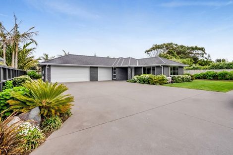 Photo of property in 15 Keene Drive, Bell Block, New Plymouth, 4312