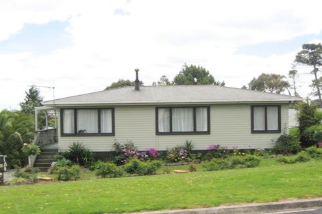 Photo of property in 16 Tiri Road, Manly, Whangaparaoa, 0930