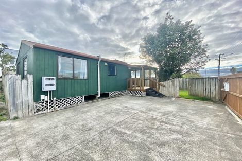 Photo of property in 21 Plunket Avenue, Papatoetoe, Auckland, 2104