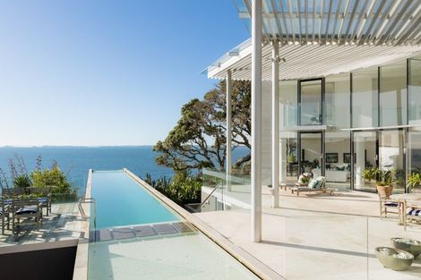 Photo of property in 4 Sharon Road, Waiake, Auckland, 0630