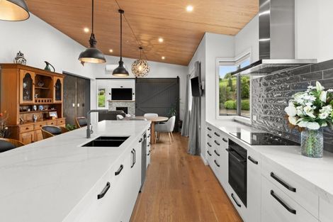 Photo of property in 49 Matuku Road, Crownthorpe, Hastings, 4179