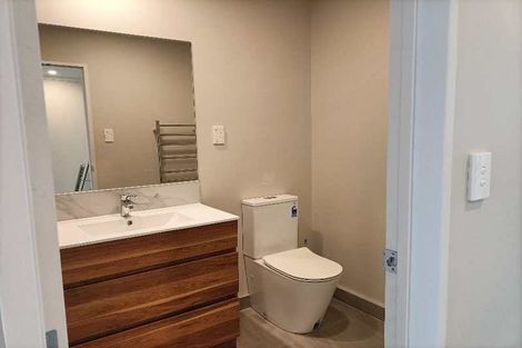 Photo of property in 10e Roberts Road, Te Atatu South, Auckland, 0610