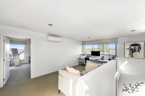 Photo of property in 273 Dowse Drive, Maungaraki, Lower Hutt, 5010