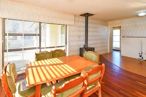 Photo of property in 16 Eastburn Street, Papakura, 2110