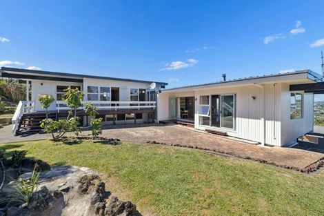 Photo of property in 13 Carlisle Road, Torbay, Auckland, 0630