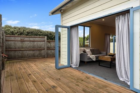 Photo of property in 91 Manawapou Road, Hawera, 4610