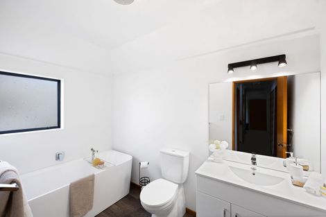 Photo of property in 4/100 Beerescourt Road, Beerescourt, Hamilton, 3200