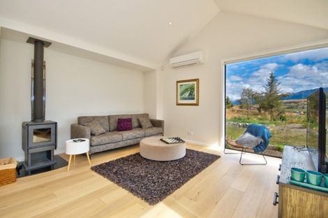 Photo of property in 19 Mckenzies Shute, Jacks Point, Queenstown, 9371