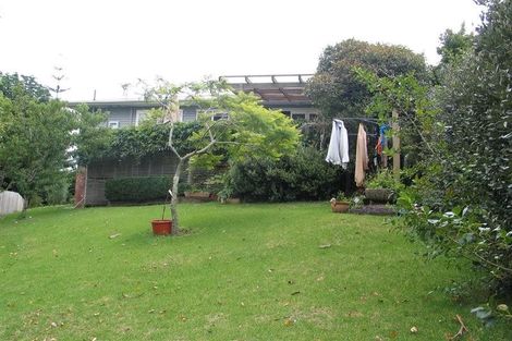 Photo of property in 126 Flanshaw Road, Te Atatu South, Auckland, 0610
