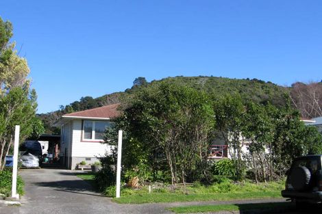 Photo of property in 5 Churchill Crescent, Featherston, 5710