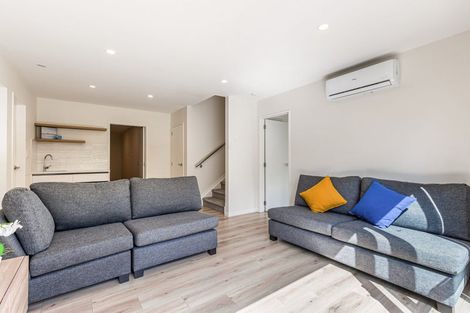 Photo of property in 12 Cirrus Way, Ranui, Auckland, 0612