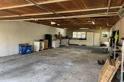 Photo of property in 58 Govett Avenue, Frankleigh Park, New Plymouth, 4310