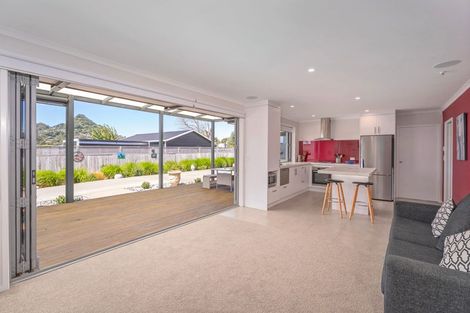 Photo of property in 32 Tairua Palms Place, Tairua, 3508