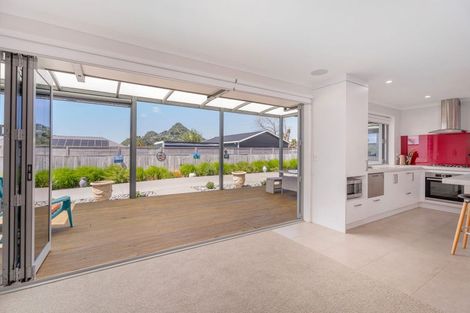 Photo of property in 32 Tairua Palms Place, Tairua, 3508