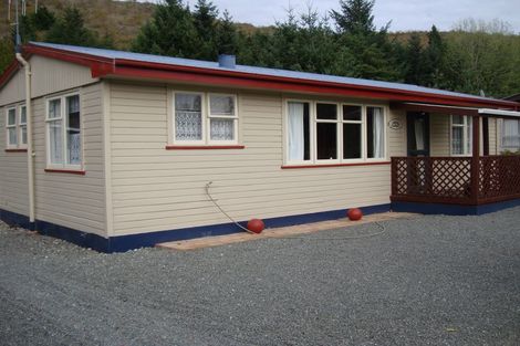 Photo of property in 8 Black Peak Road, Omarama, 9412