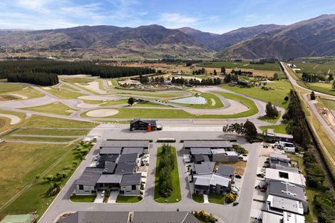 Photo of property in 8 Le Mans Grove, Cromwell, 9384