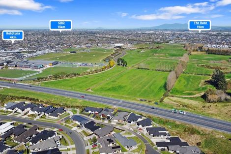 Photo of property in 15 Waikaka Place, Rototuna North, Hamilton, 3210