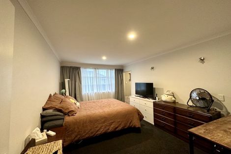 Photo of property in 571a Queen Street East, Levin, 5510