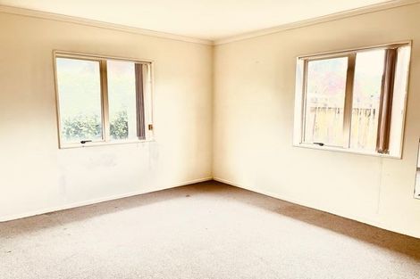 Photo of property in 15 Saybrook Place, Mangere, Auckland, 2022