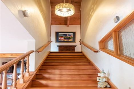 Photo of property in 227a Golf Road, Titirangi, Auckland, 0604